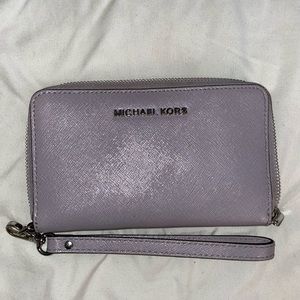 Purple Michael Kors Wallet Zip Around